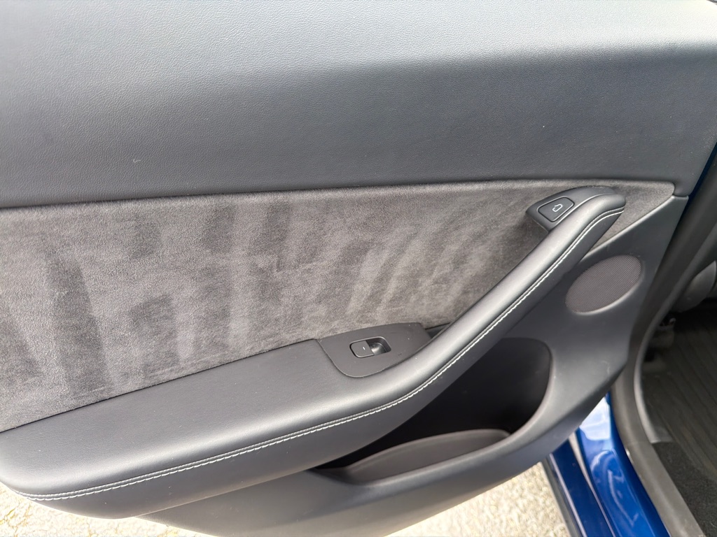 Photo 26 of this TESLA MODEL Y