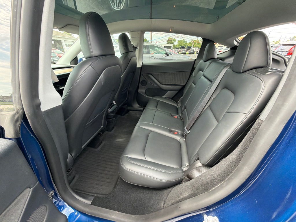 Photo 24 of this TESLA MODEL Y