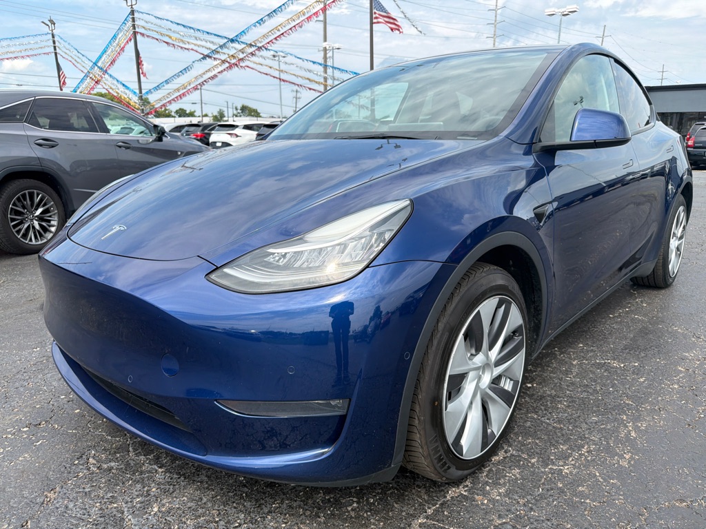 Photo 3 of this TESLA MODEL Y