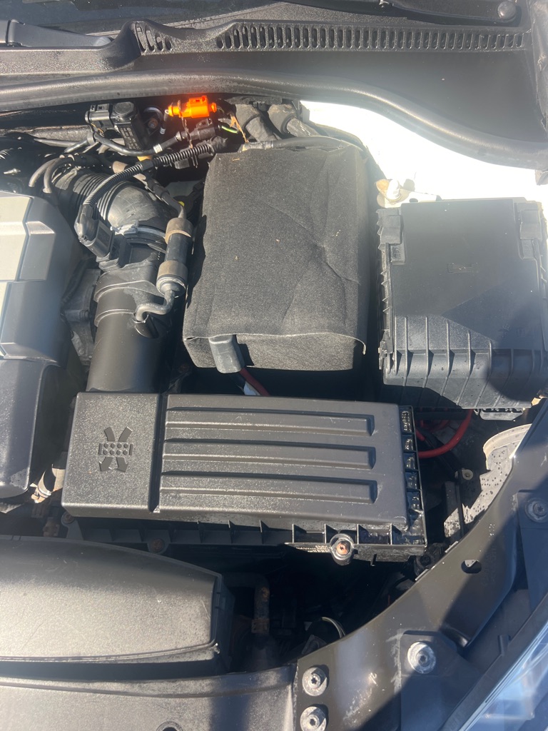 Photo 39 of this VOLKSWAGEN JETTA TDI