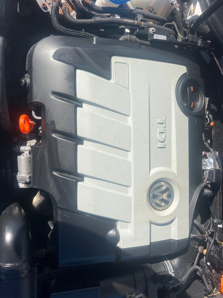 Photo 41 of this VOLKSWAGEN JETTA TDI