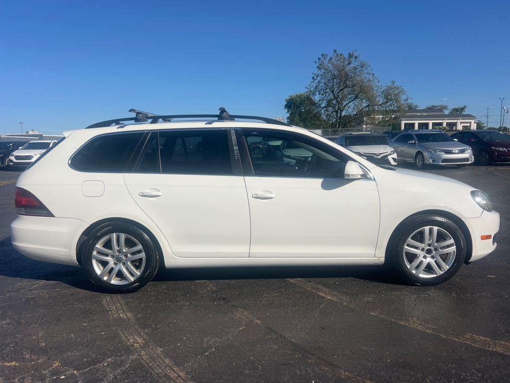 Photo 8 of this VOLKSWAGEN JETTA TDI