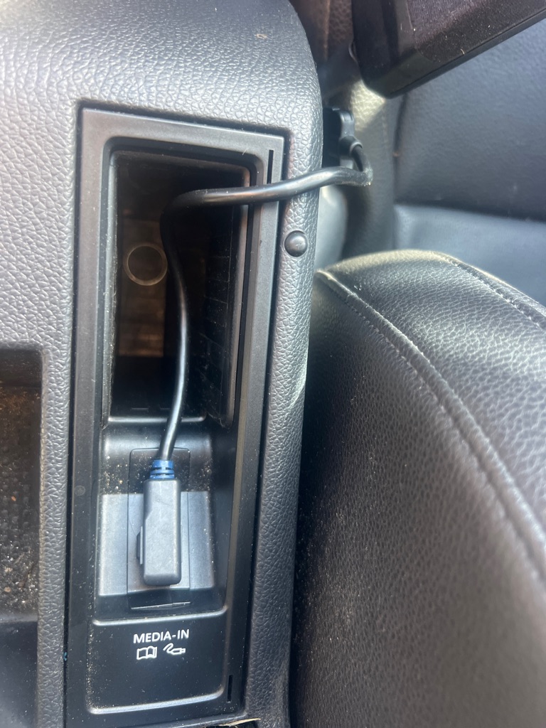 Photo 31 of this VOLKSWAGEN JETTA TDI