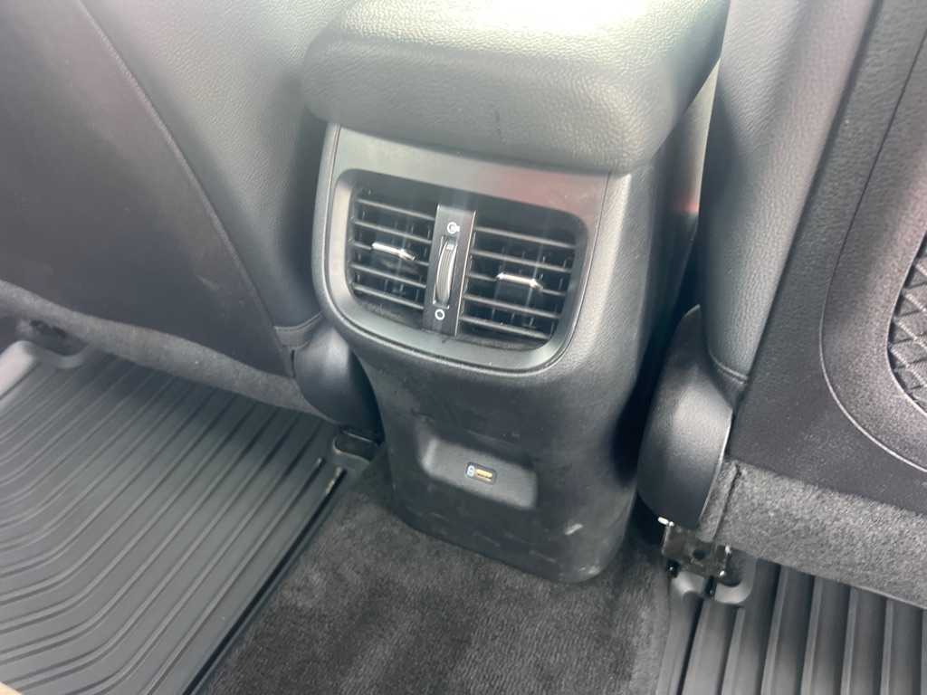 Photo 17 of this KIA FORTE