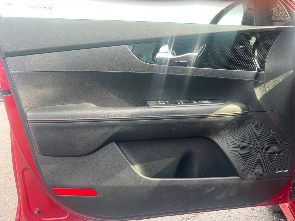Photo 10 of this KIA FORTE