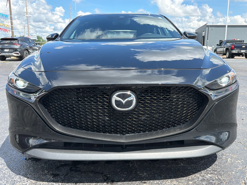 Photo 2 of this MAZDA MAZDA3