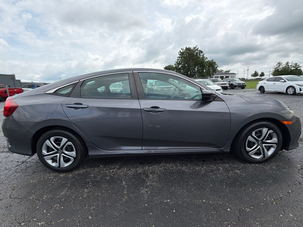 Photo 8 of this HONDA CIVIC