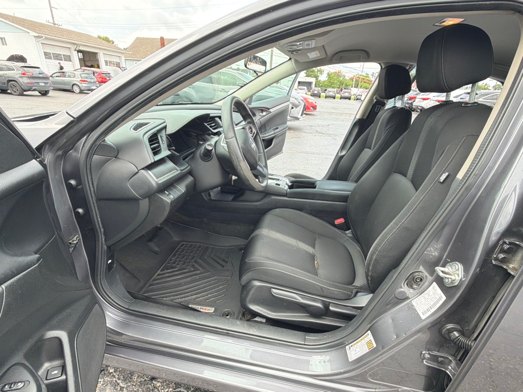 Photo 14 of this HONDA CIVIC