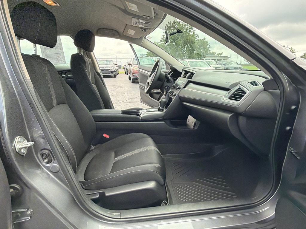 Photo 17 of this HONDA CIVIC