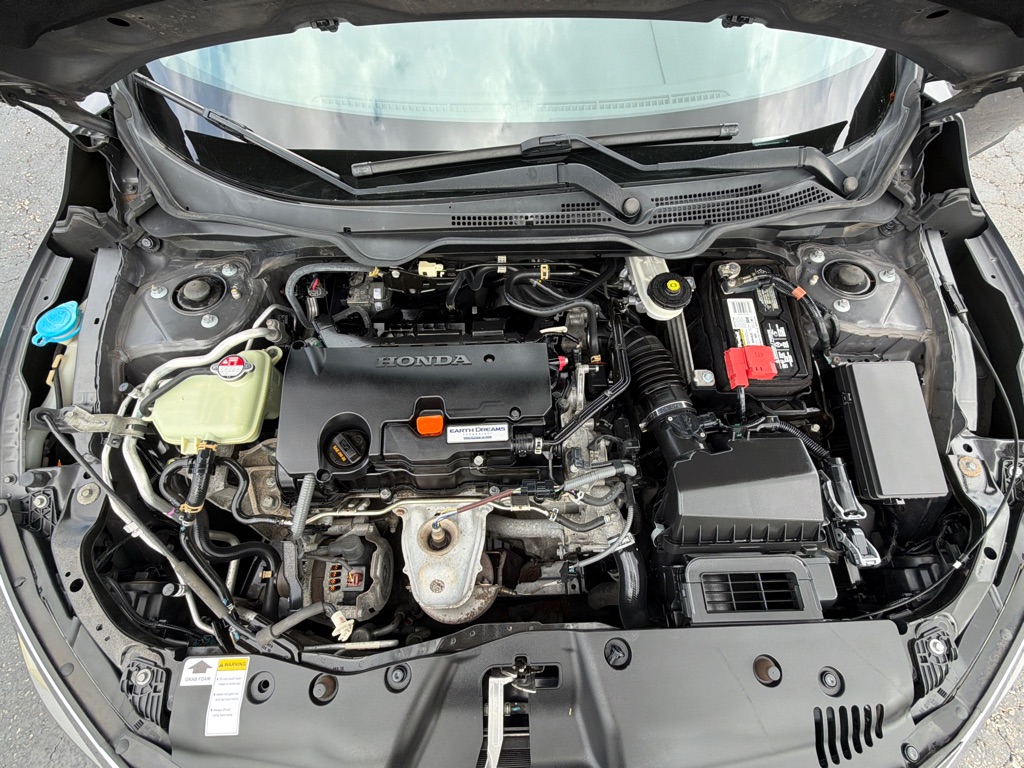 Photo 9 of this HONDA CIVIC