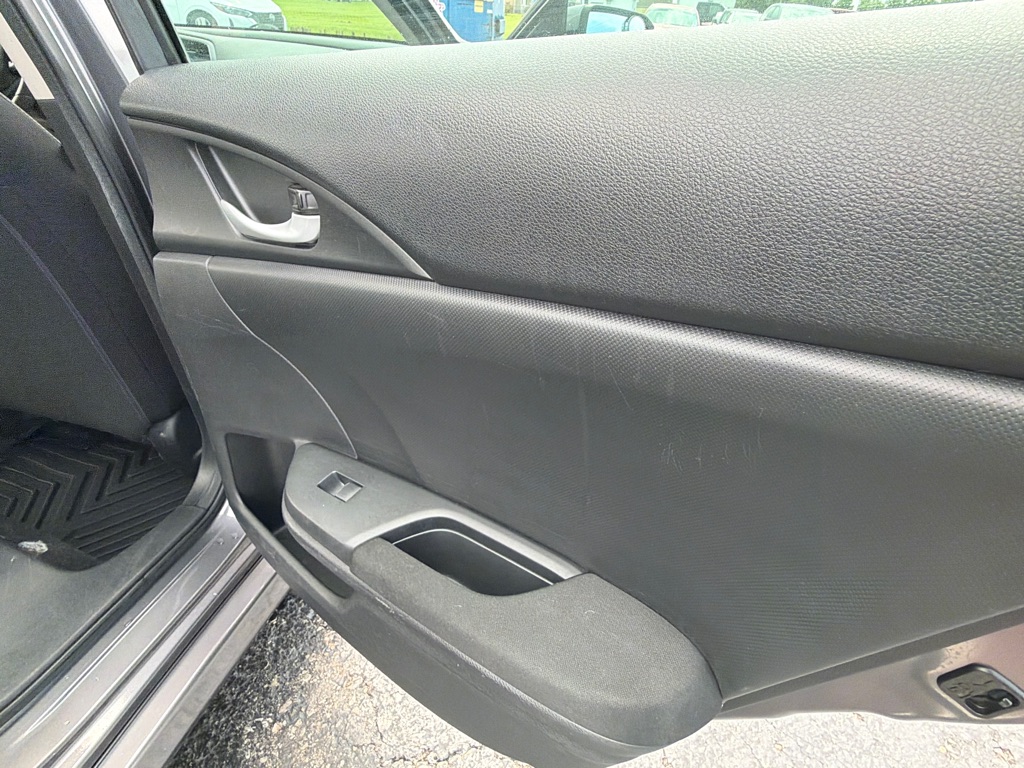 Photo 35 of this HONDA CIVIC