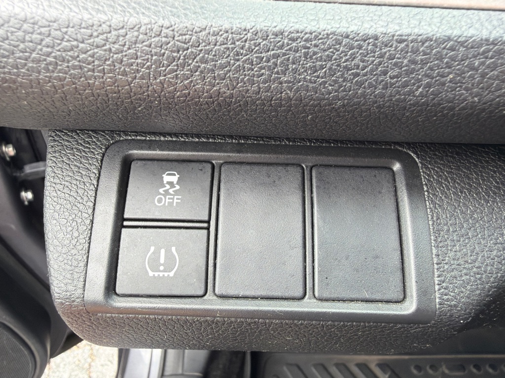 Photo 26 of this HONDA CIVIC