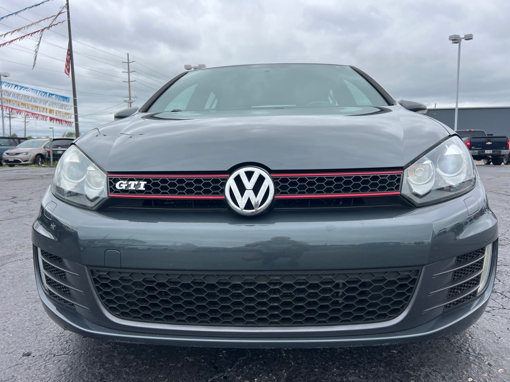 Photo 2 of this VOLKSWAGEN GTI