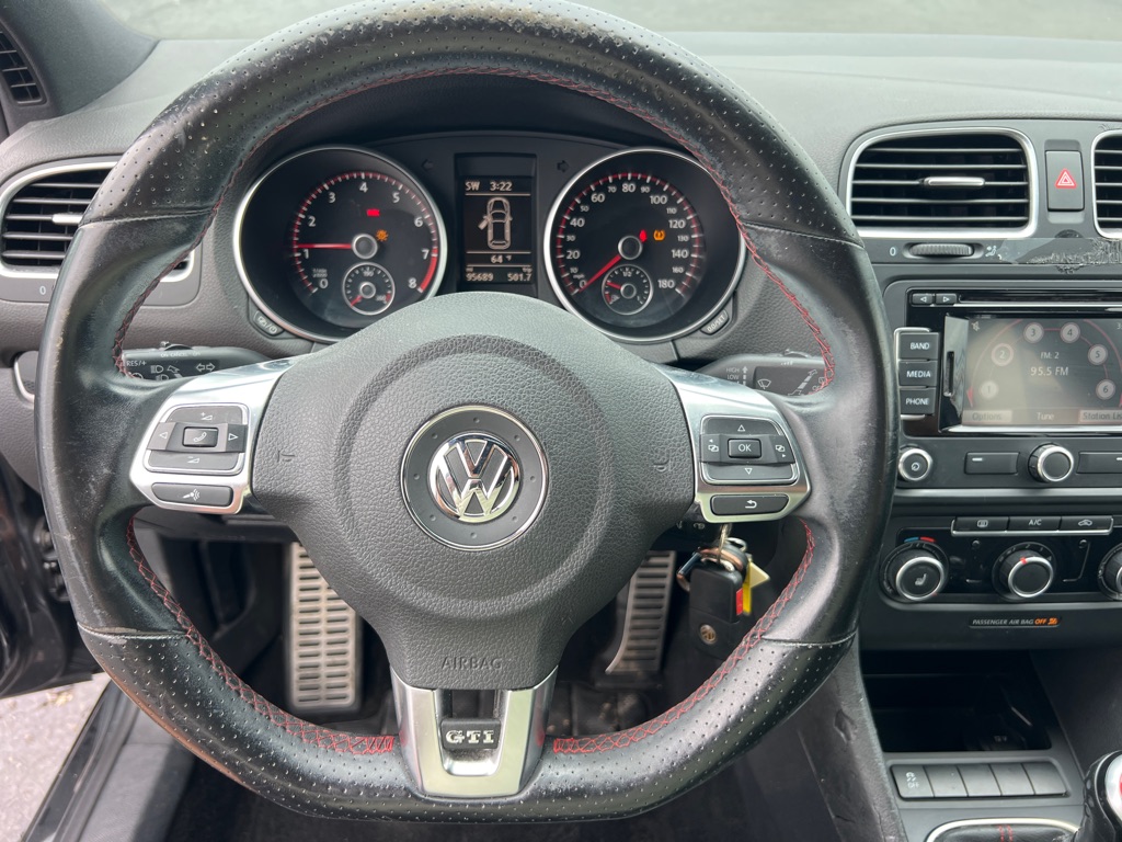 Photo 27 of this VOLKSWAGEN GTI
