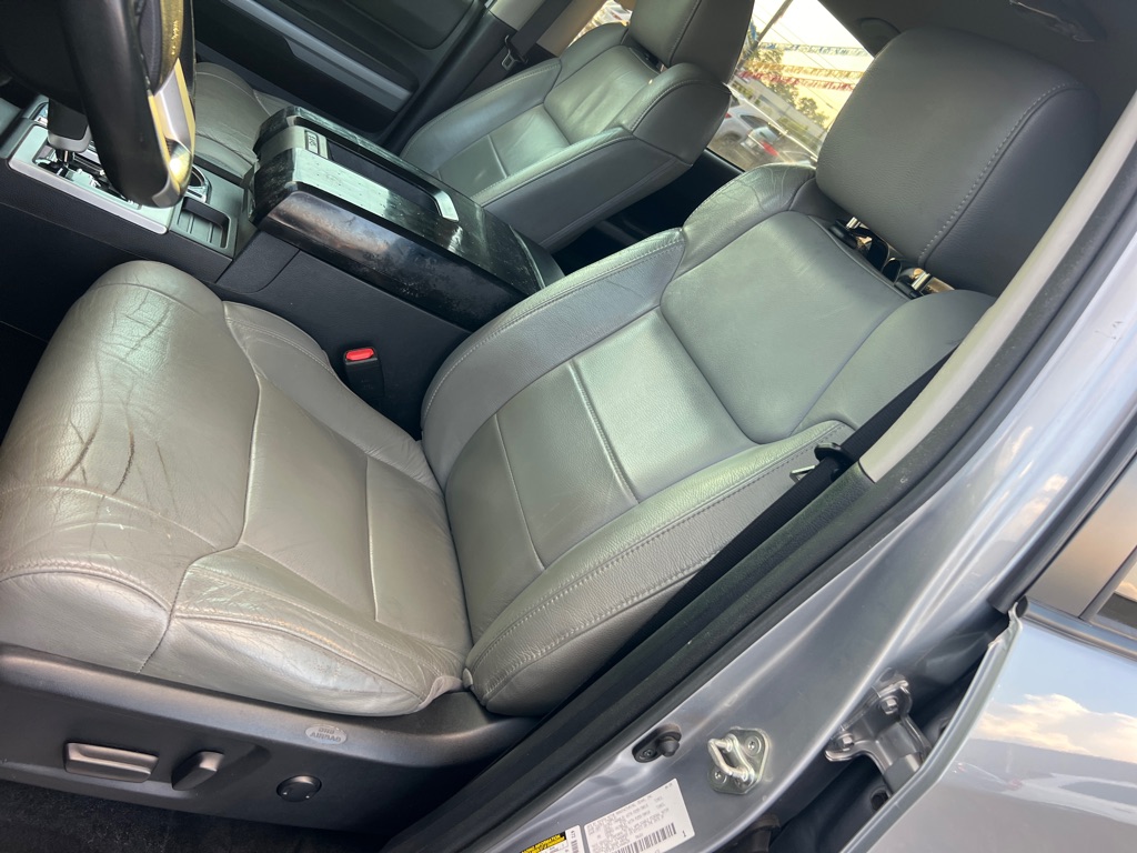Photo 14 of this TOYOTA TUNDRA
