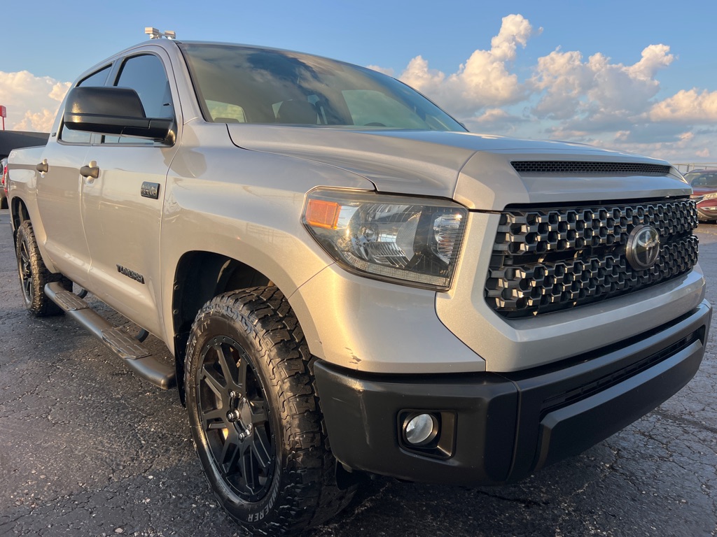 2020 TOYOTA TUNDRA