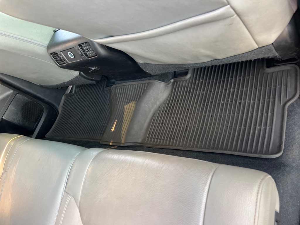 Photo 20 of this TOYOTA TUNDRA