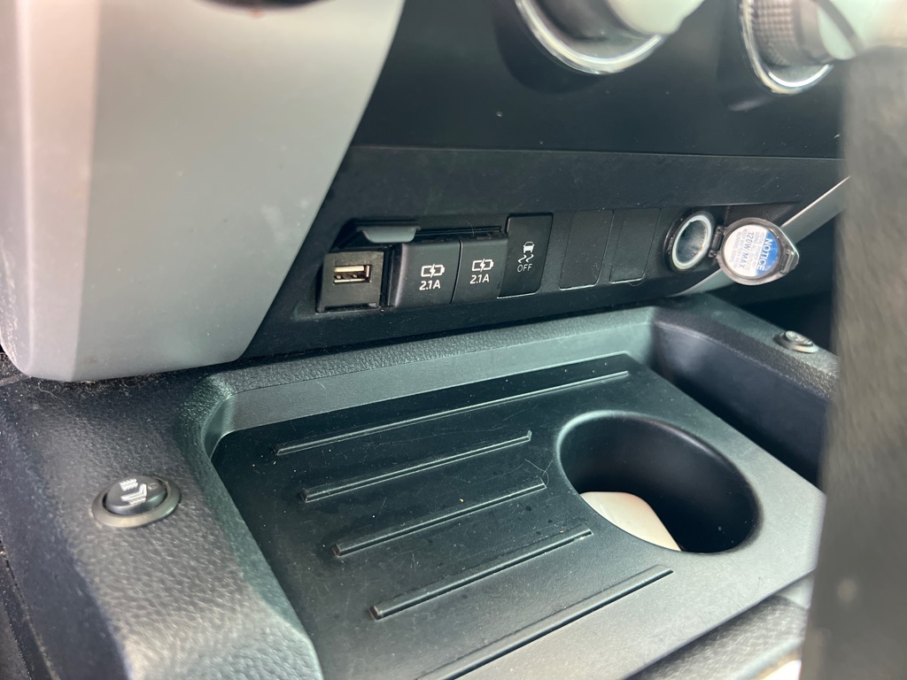 Photo 35 of this TOYOTA TUNDRA