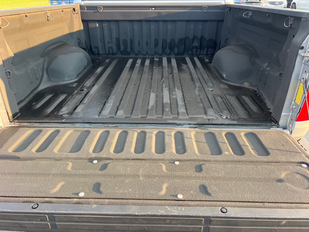 Photo 11 of this TOYOTA TUNDRA