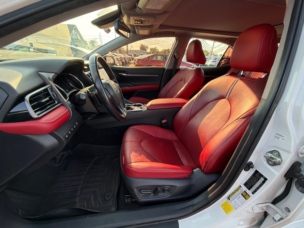 Photo 10 of this TOYOTA CAMRY