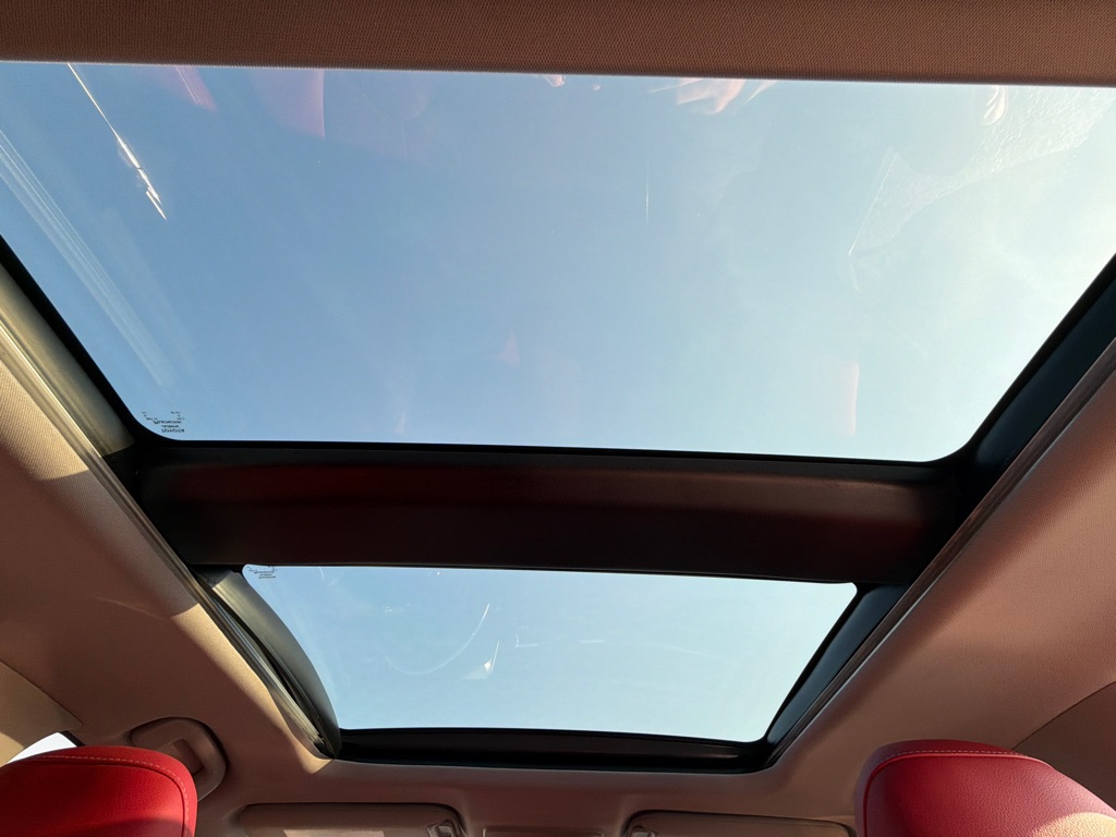 Photo 18 of this TOYOTA CAMRY