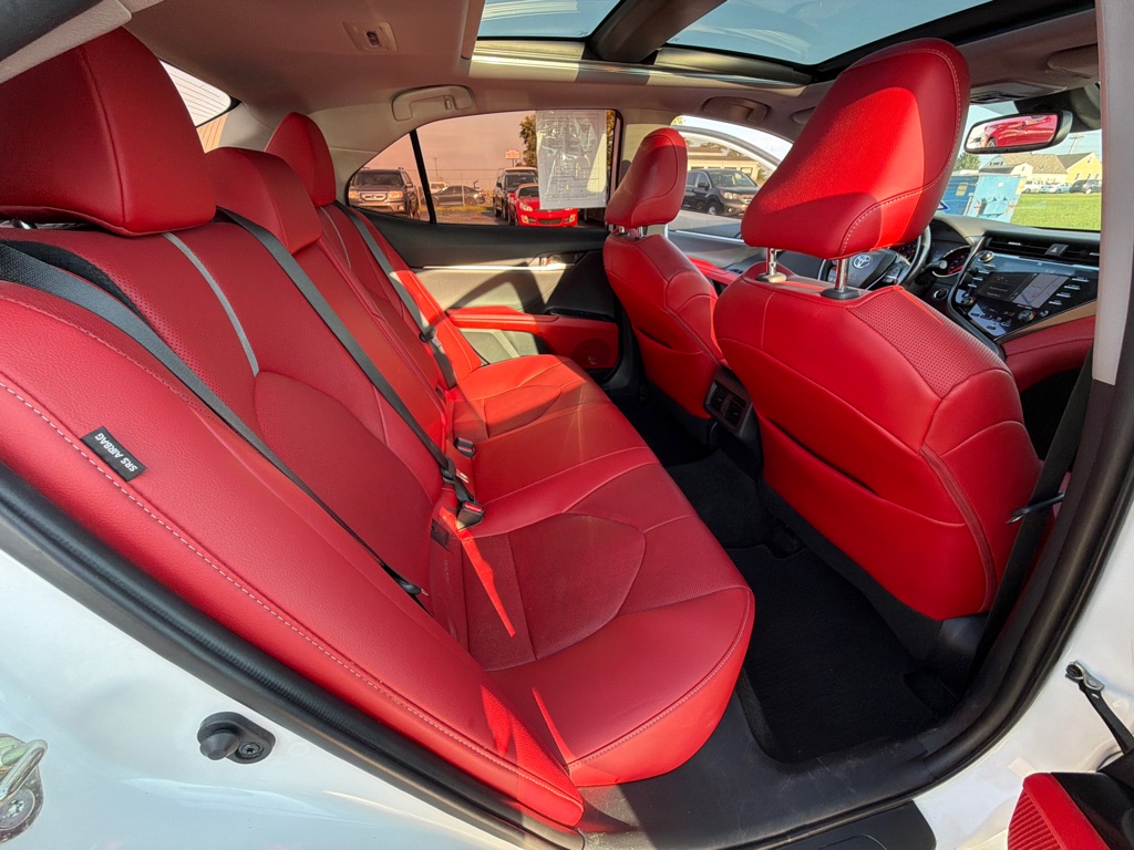 Photo 27 of this TOYOTA CAMRY
