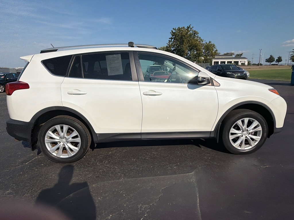 Photo 8 of this TOYOTA RAV4