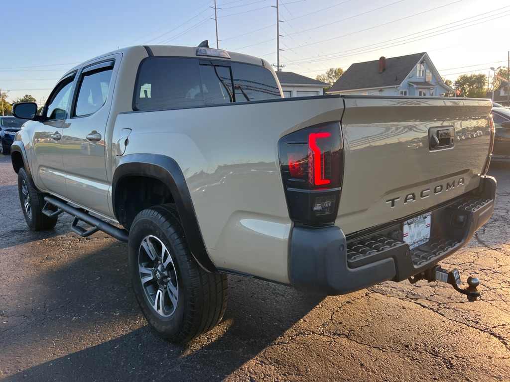 Photo 5 of this TOYOTA TACOMA