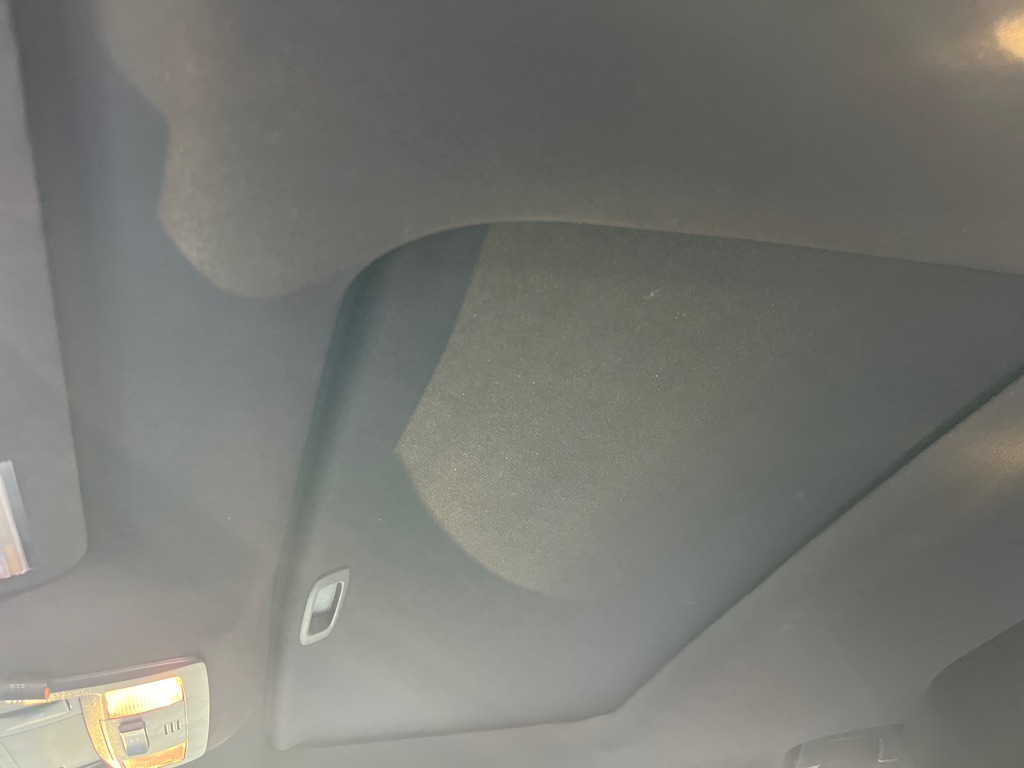 Photo 33 of this TOYOTA TACOMA