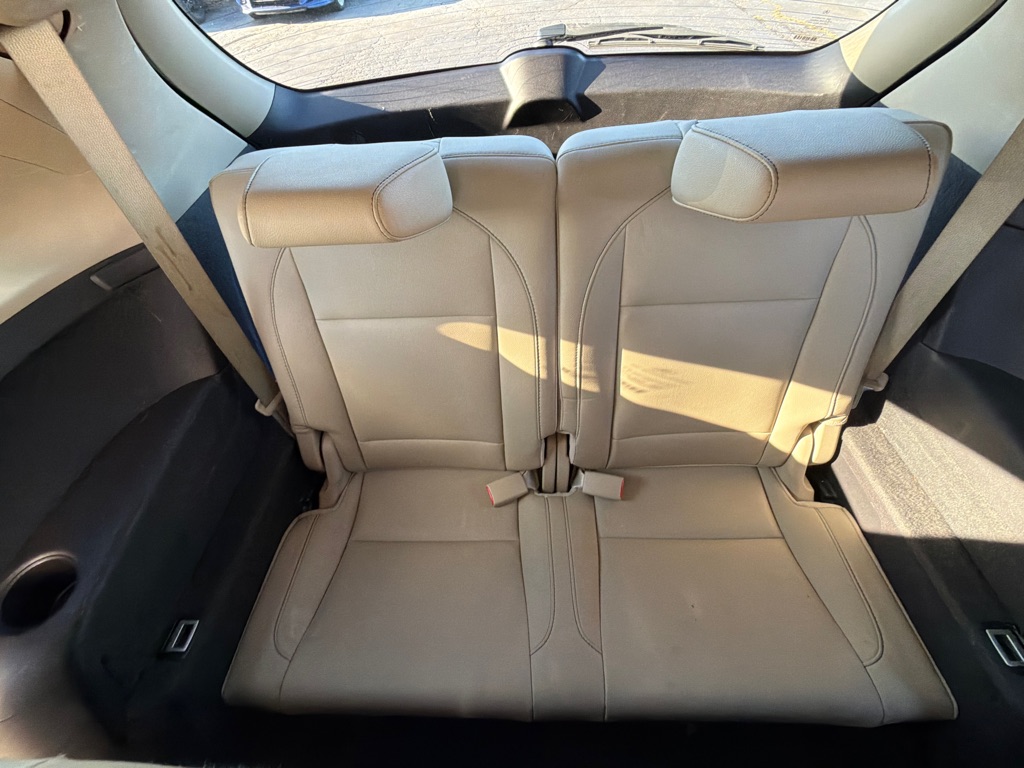 Photo 39 of this ACURA MDX