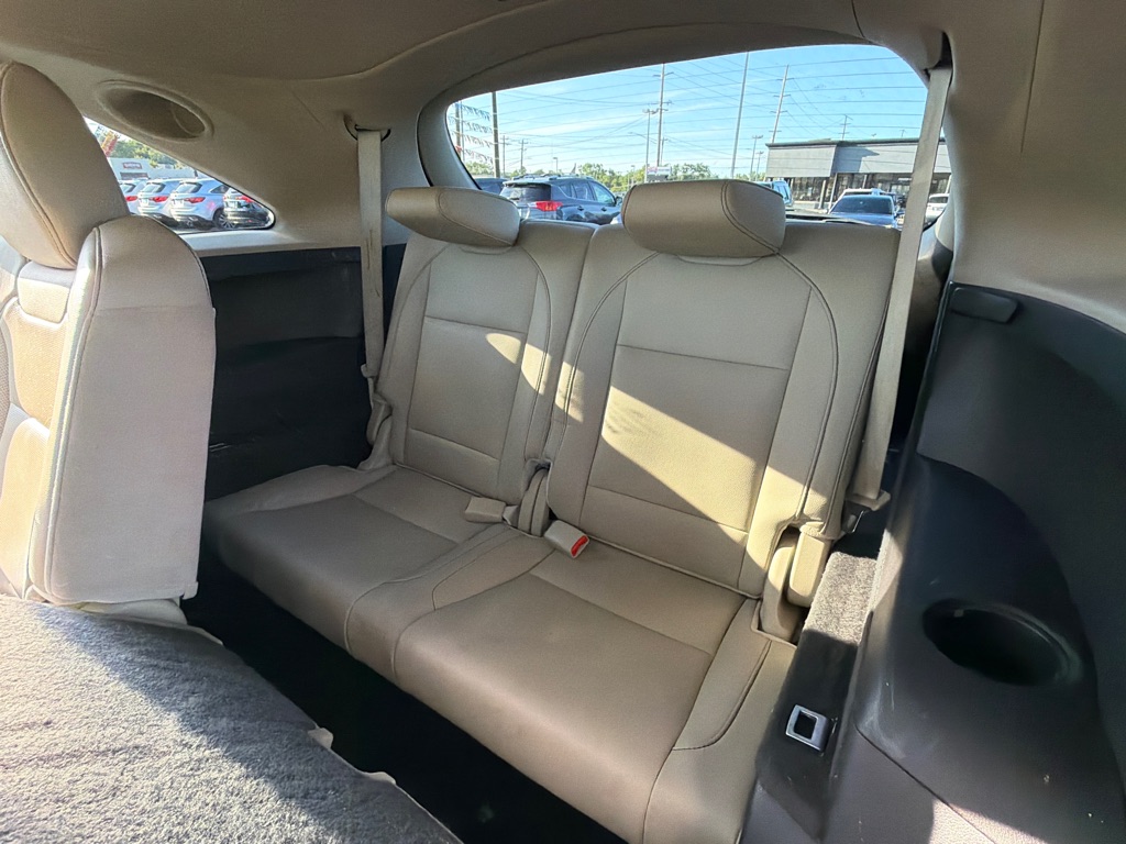 Photo 38 of this ACURA MDX
