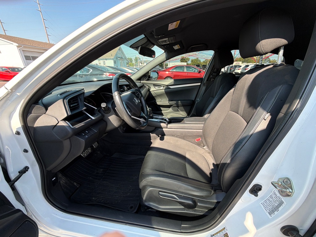 Photo 9 of this HONDA CIVIC