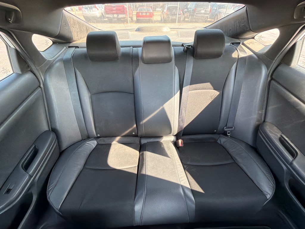 Photo 34 of this HONDA CIVIC