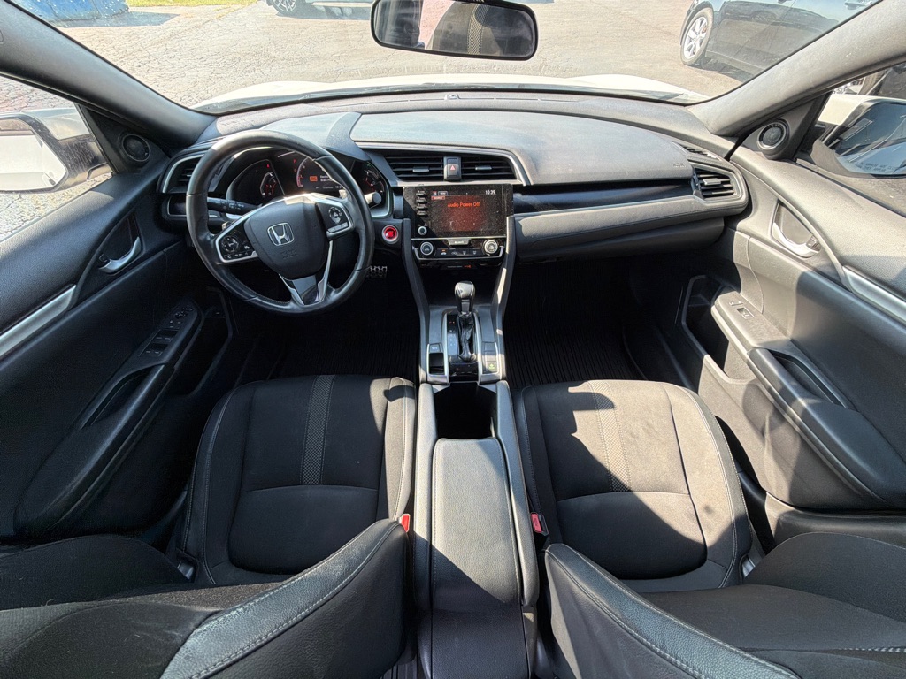 Photo 17 of this HONDA CIVIC