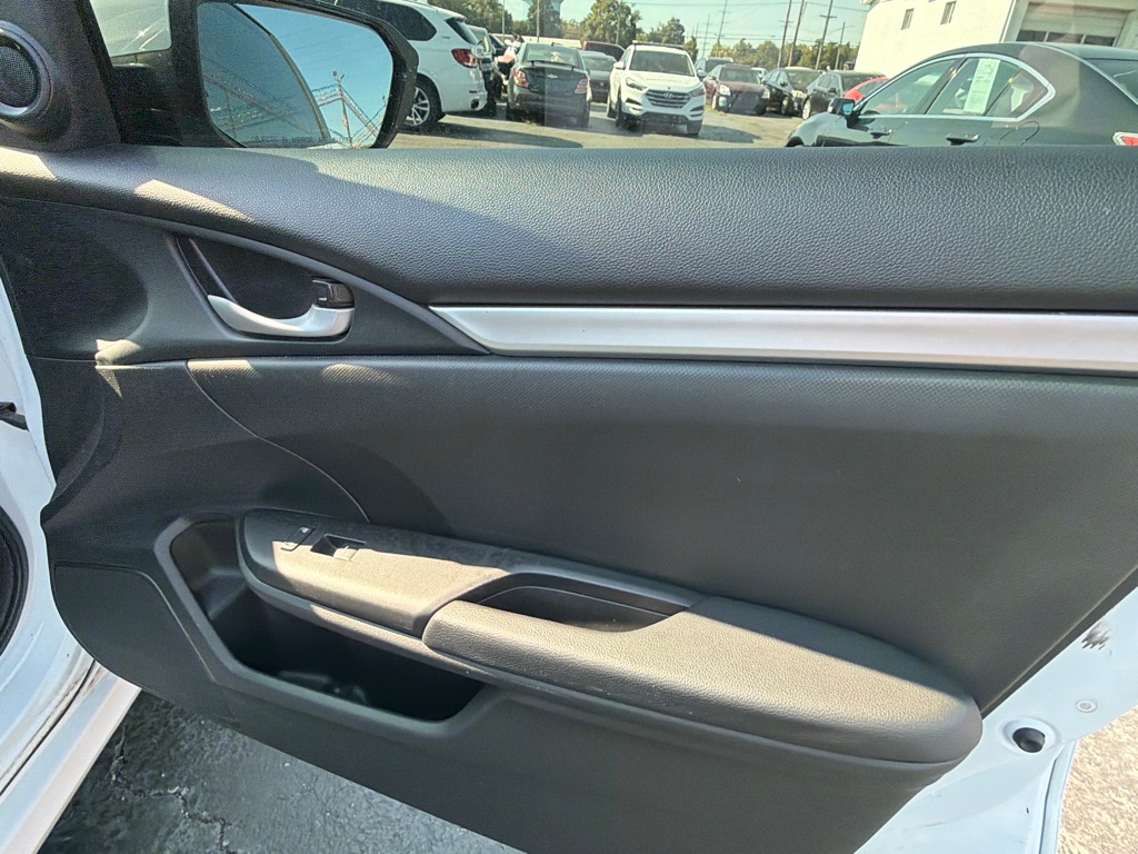 Photo 15 of this HONDA CIVIC