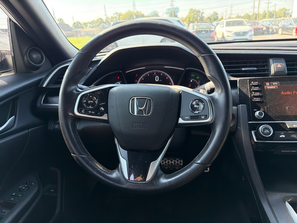 Photo 18 of this HONDA CIVIC