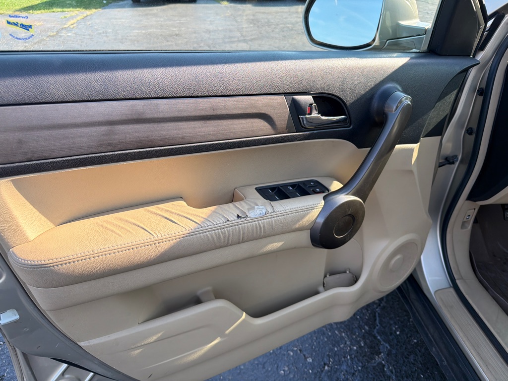 Photo 11 of this HONDA CR-V