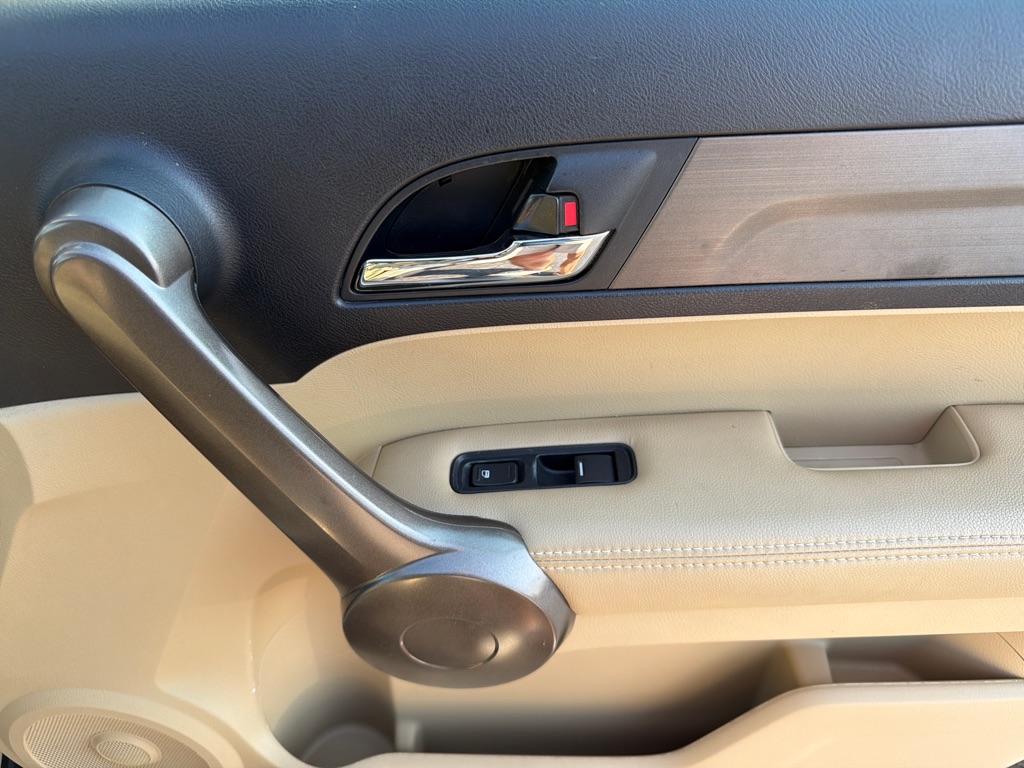 Photo 16 of this HONDA CR-V