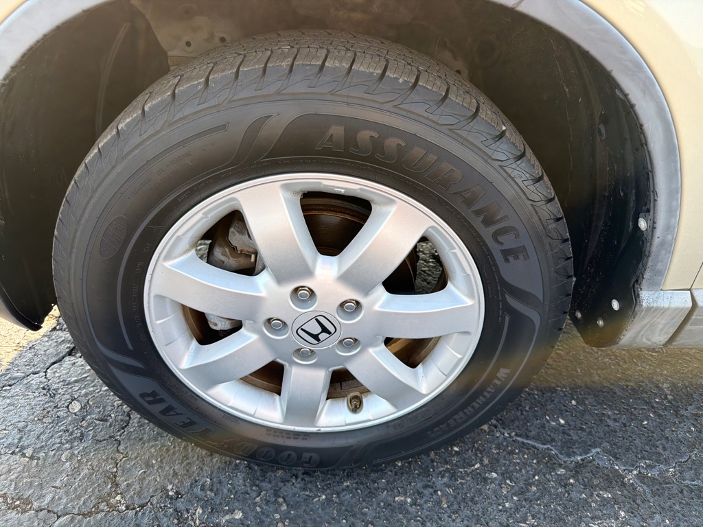 Photo 35 of this HONDA CR-V