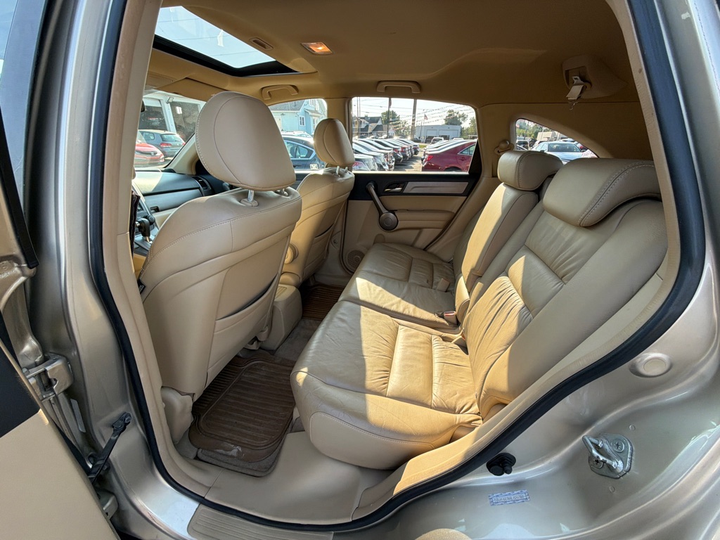 Photo 26 of this HONDA CR-V