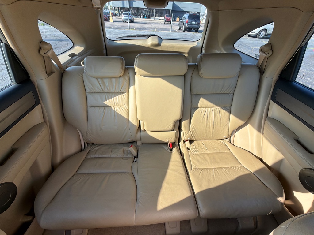 Photo 33 of this HONDA CR-V