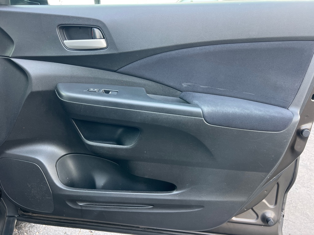 Photo 18 of this HONDA CR-V