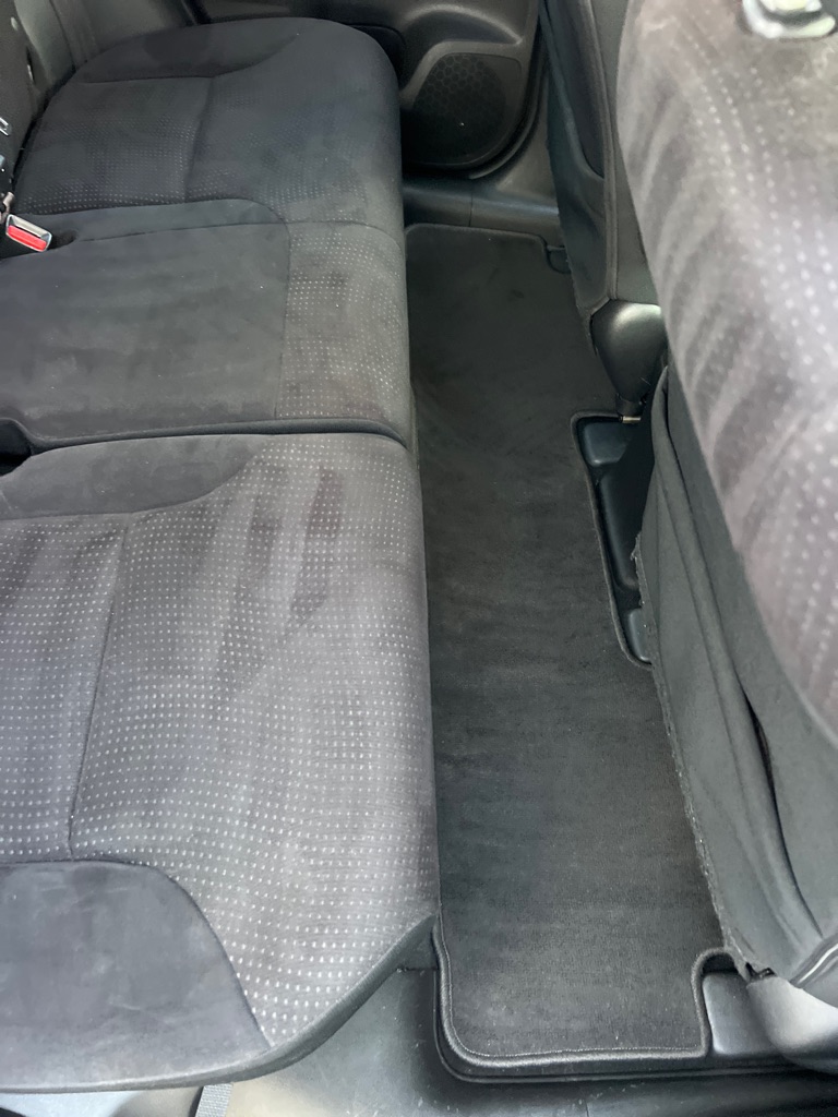 Photo 16 of this HONDA CR-V