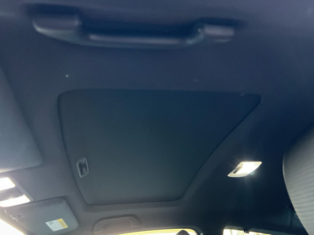 Photo 36 of this HONDA CIVIC SI