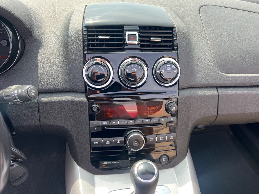 Photo 26 of this SATURN SKY
