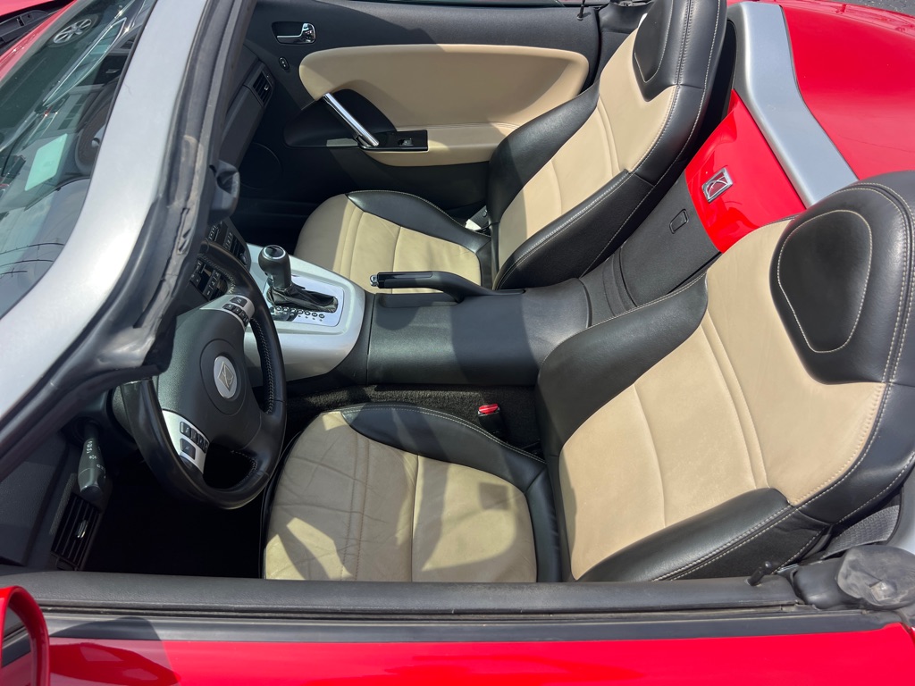 Photo 17 of this SATURN SKY