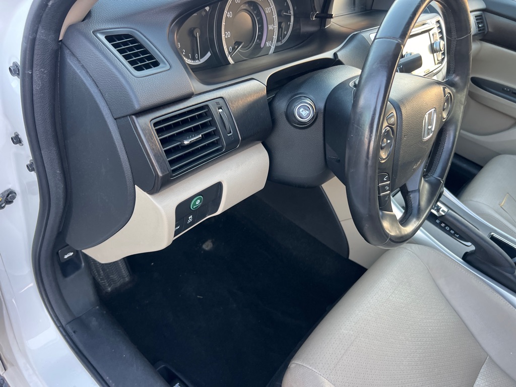Photo 12 of this HONDA ACCORD