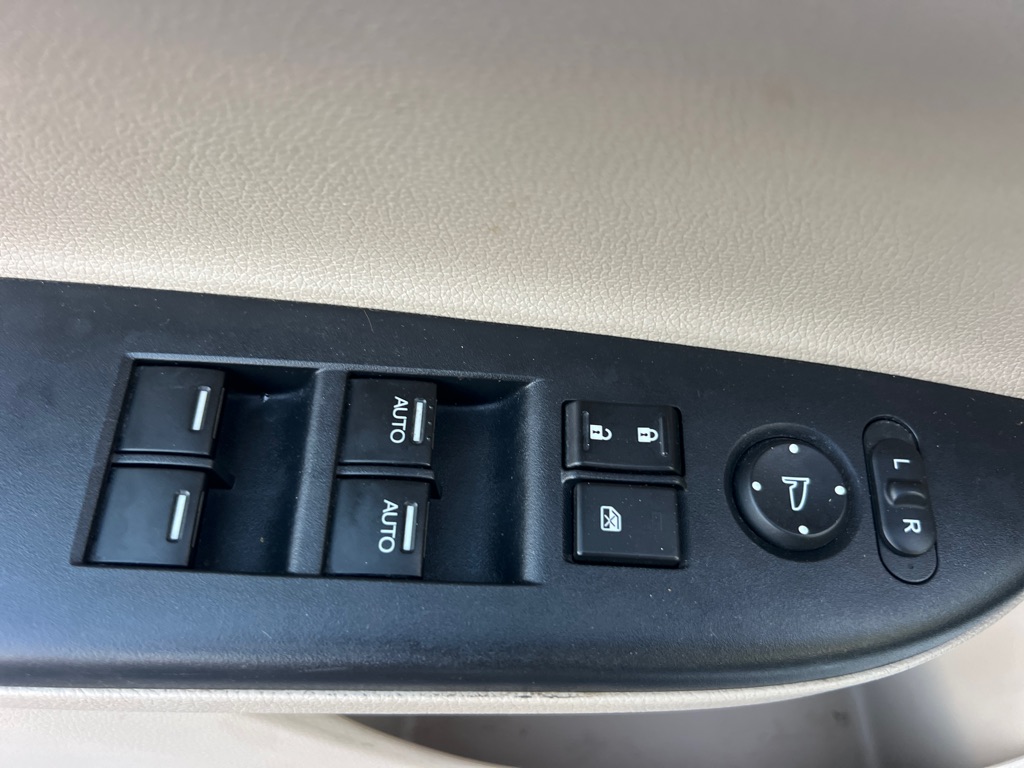 Photo 27 of this HONDA ACCORD