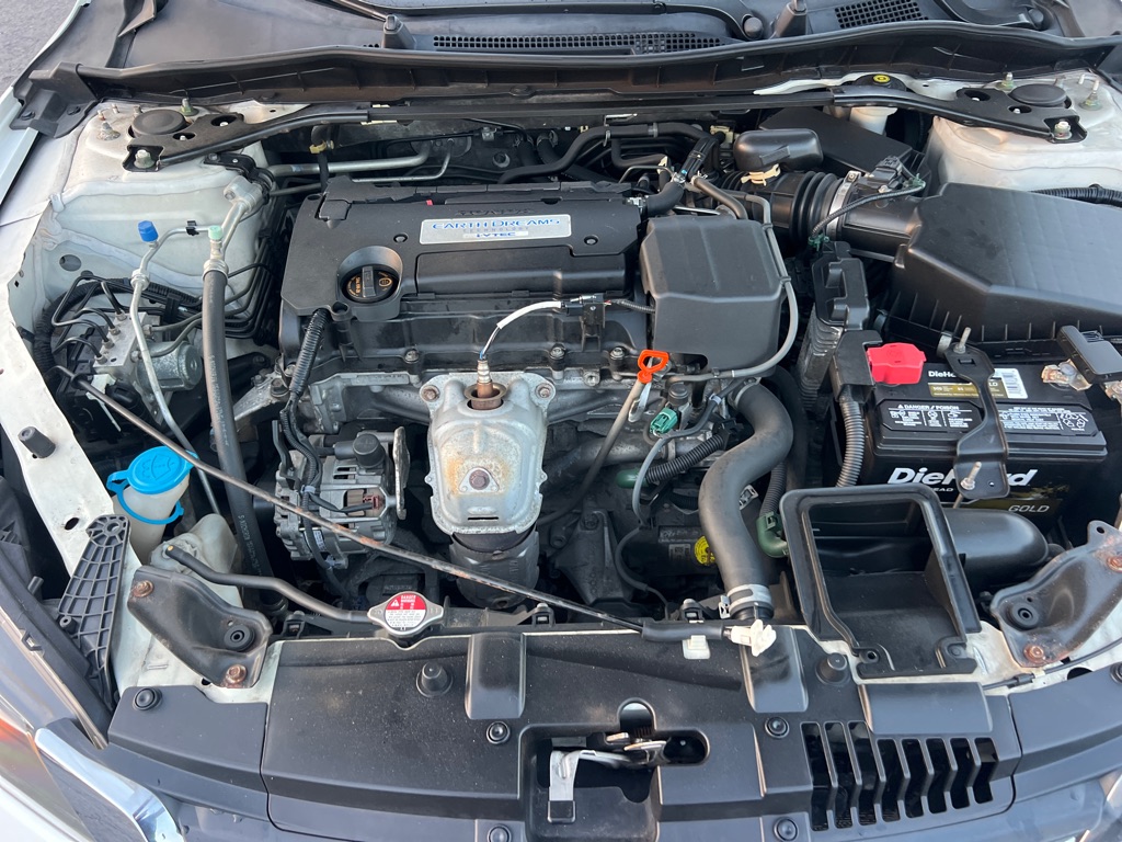 Photo 46 of this HONDA ACCORD