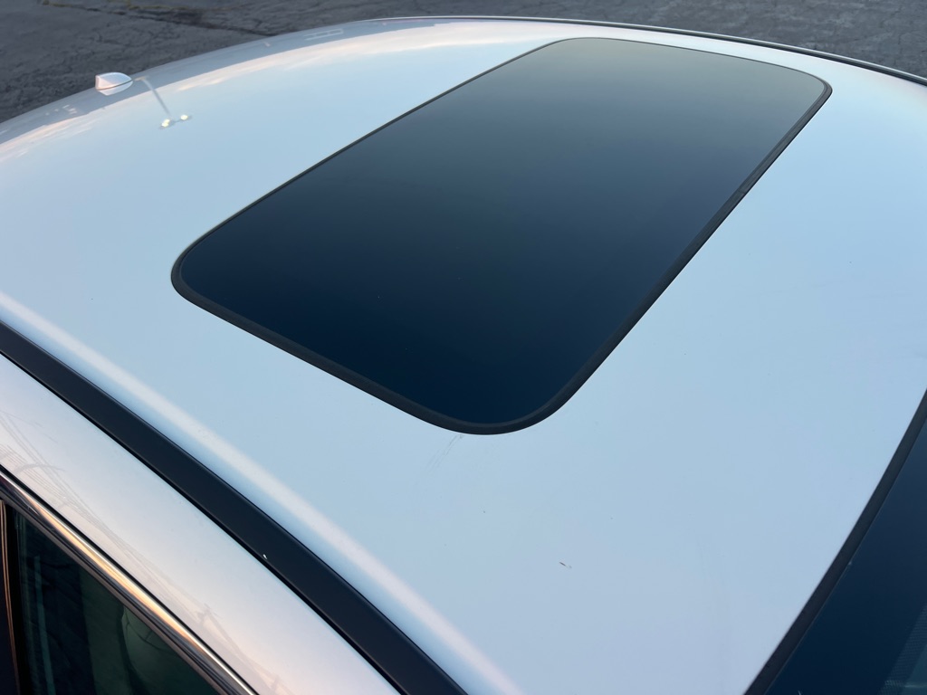 Photo 9 of this HONDA ACCORD